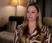 cutieboom is a 18 year old female webcam sex model.