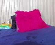 luxemilf is a 29 year old female webcam sex model.