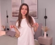 tender_brownie is a 18 year old female webcam sex model.