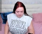 vettacherry4u is a 22 year old female webcam sex model.