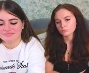 julietvelour is a 18 year old female webcam sex model.