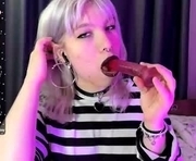 Online sex chat room with 18 yrs old female, ,  ,  - inaguebert