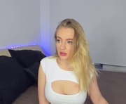 _boobsik_ is a 23 year old female webcam sex model.