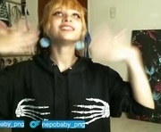 _heavenly_blue_ is a 18 year old female webcam sex model.