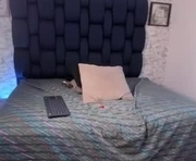 ashlybenison is a  year old female webcam sex model.