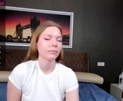ainsleyheart is a 18 year old female webcam sex model.