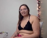 rosealexa3 is a 31 year old female webcam sex model.