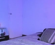 evee_uwu is a 22 year old female webcam sex model.