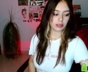 mei04_ is a 18 year old female webcam sex model.