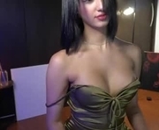 kendall_ruiiz is a 22 year old female webcam sex model.