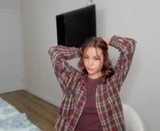 be_my_loved is a 18 year old female webcam sex model.