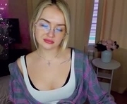 evarider is a 24 year old female webcam sex model.
