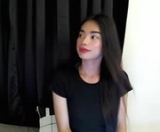 isabelle_willis is a  year old shemale webcam sex model.