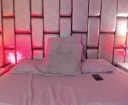 cata_joness is a 38 year old female webcam sex model.