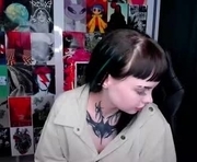 morana_batt is a 18 year old female webcam sex model.
