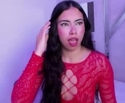 alanahott_ is a  year old female webcam sex model.