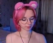 nora_failure is a 19 year old female webcam sex model.