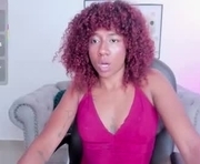 desiree_moonn is a 28 year old female webcam sex model.