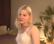 shinejoan is a  year old female webcam sex model.