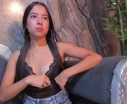 celestebrowwn is a 18 year old female webcam sex model.