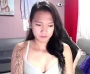 urasian_newra is a 25 year old female webcam sex model.