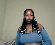 _sexysquirter is a 19 year old female webcam sex model.