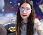 eimytatto_ is a 25 year old female webcam sex model.