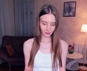 mariancurvin is a 18 year old female webcam sex model.