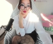 hyorinmaruu is a  year old female webcam sex model.