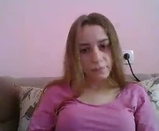 tasia__uci is a 25 year old female webcam sex model.
