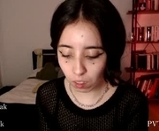 _trriak_ is a 22 year old female webcam sex model.