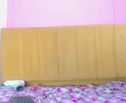avalericherrycm101 is a  year old female webcam sex model.