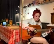friendlybomb is a 21 year old female webcam sex model.