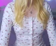 alicewonderyou is a 18 year old female webcam sex model.