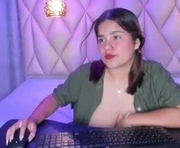 miaa_sccott_ is a  year old female webcam sex model.