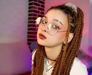 sibleygloss is a 18 year old female webcam sex model.