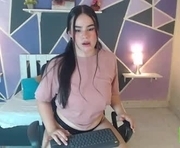 karolyne_ds is a  year old female webcam sex model.