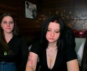 staysi_gold is a 20 year old couple webcam sex model.