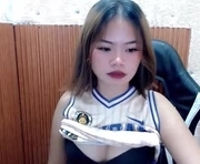 sapphire_amora is a  year old female webcam sex model.
