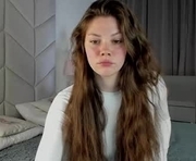 evaaudley is a 18 year old female webcam sex model.