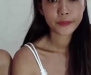xxkylie18 is a  year old female webcam sex model.