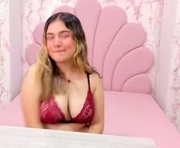 katyblondee is a 20 year old female webcam sex model.