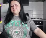 linasexy777 is a 23 year old female webcam sex model.