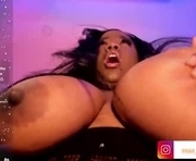 elsiemorrison is a  year old female webcam sex model.