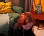 lilianadao is a 18 year old female webcam sex model.