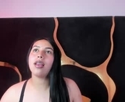 cataleyawillians is a 18 year old female webcam sex model.