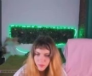 bimboxme is a 20 year old female webcam sex model.