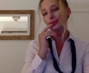 marilyndevilish is a 28 year old female webcam sex model.