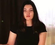 alisabo is a 28 year old female webcam sex model.