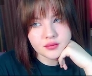 notjustagirll is a 18 year old female webcam sex model.